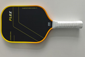 Pickleball匹克球拍 高品質(zhì)碳纖維熱壓一體成型匹克拍競(jìng)賽拍 專業(yè)比賽用碳纖匹克球拍